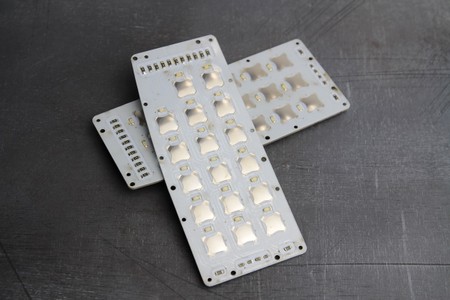 Монтаж компонентов на печатную плату-0