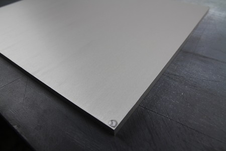 Крацевание (направленная шлифовка) и анодирование-1