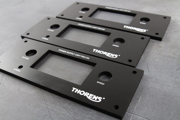 Лицевые панели звуковых усилителей с черным анодированием №29826