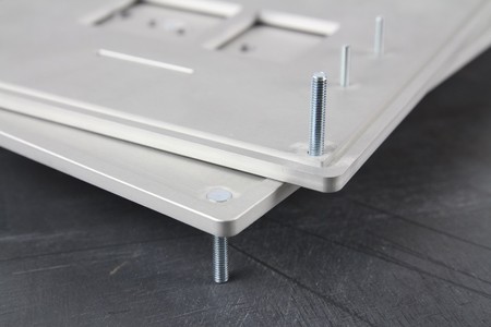 Анодирование панелей и запрессовка метизов-0