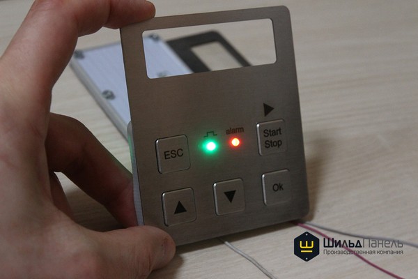 Лицевая приборная панель из нержавеющей стали с пылевлагозащитой IP68