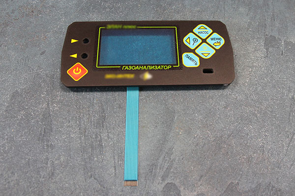 Лицевая панель прибора с пленочной клавиатурой