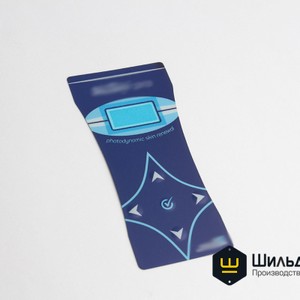 Для красивого современного корпуса - лаконичная оригинальная пленочная наклейка с отформованными кнопками