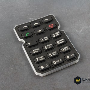 Прозрачная силиконовая клавиатура с черным светоблокирующим слоем с добавлением цветных вставок