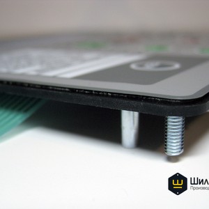 Пленочная клавиатура на жестком основании