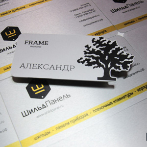 Бейджик с фигурной резкой