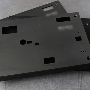 Корпус с анодированием в черный цвет